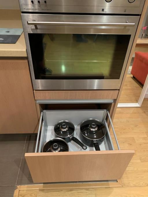 Stunning 2 Bed Flat! Centrally Located In London, Uk! Buitenkant foto