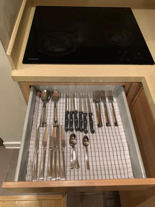 Stunning 2 Bed Flat! Centrally Located In London, Uk! Buitenkant foto