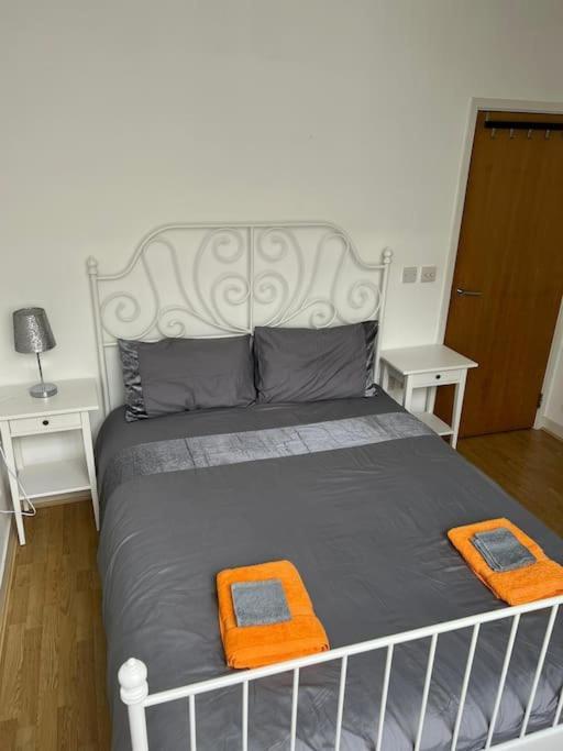 Stunning 2 Bed Flat! Centrally Located In London, Uk! Buitenkant foto
