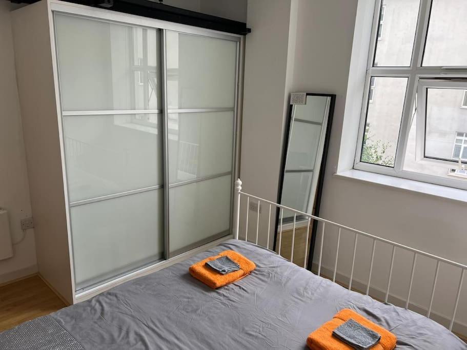 Stunning 2 Bed Flat! Centrally Located In London, Uk! Buitenkant foto