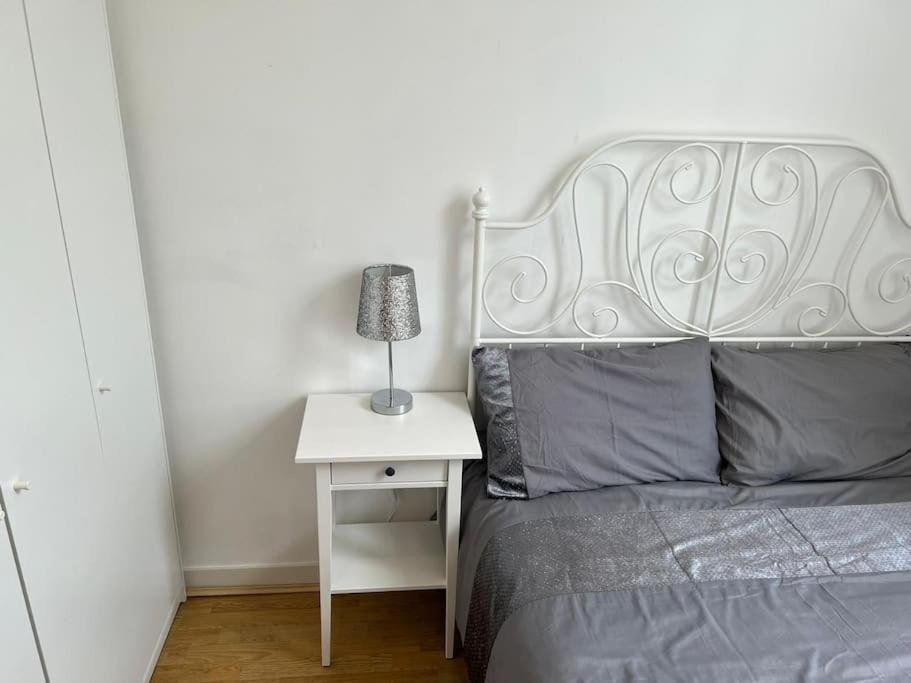 Stunning 2 Bed Flat! Centrally Located In London, Uk! Buitenkant foto