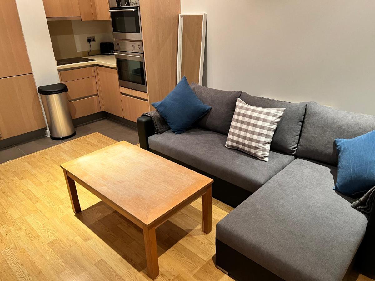 Stunning 2 Bed Flat! Centrally Located In London, Uk! Buitenkant foto